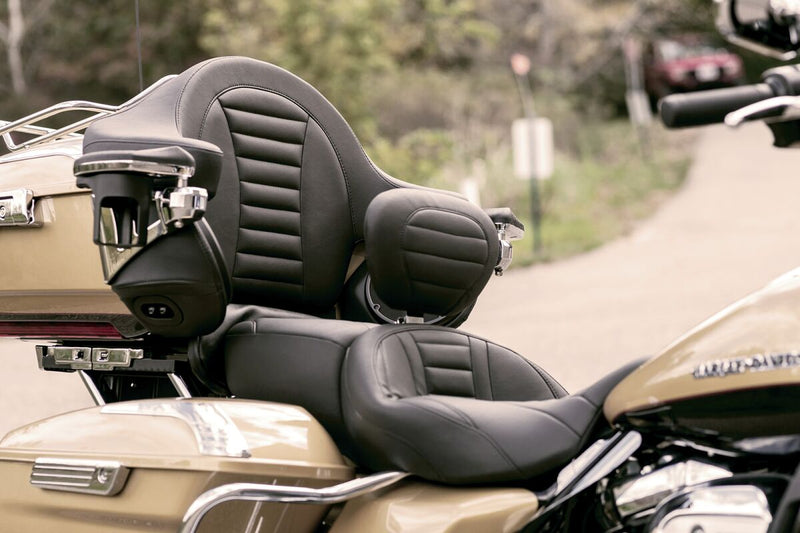 Mustang One-Piece Deluxe 2-Up Touring Seat Black 2-Up Seat #79006