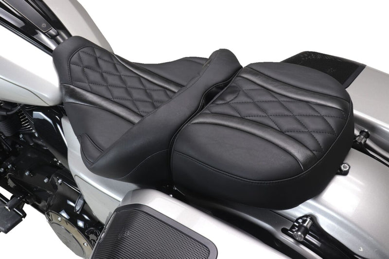 Mustang Deluxe Touring Seat for 2023-2026 Harley-Davidson Black 2-Up Seat One-Piece Vinyl #89411