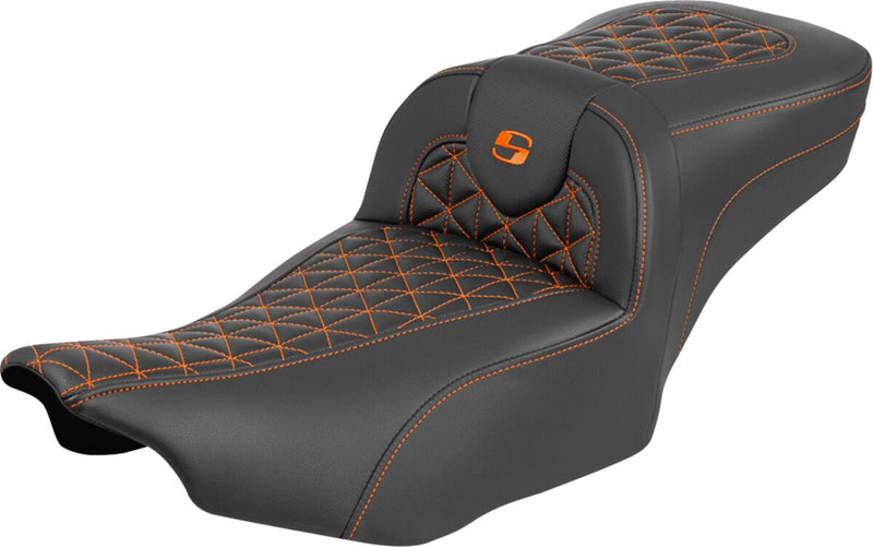 Saddlemen Roadsofa™ Extended Reach Seat for 2023-2026 Harley-Davidson Black Orange 2-Up Seat Saddlehyde™