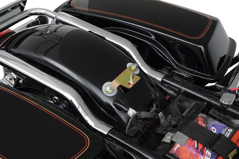 Drag Specialties Smooth EZ Mount Solo Seat for 1984-1994,1999-2000 Harley-Davidson FXR Motorcycles