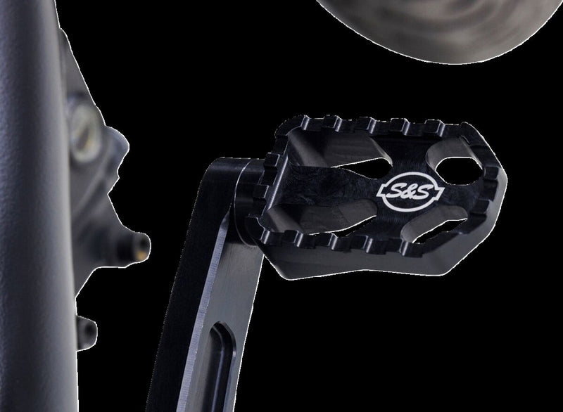 S&S Cycle Brake Pedal for 2018-2025 Harley-Davidson Brake Pedal Kit Black Powder Coated Mid-Mount 6061 T-6 Billet Aluminium #560-0370