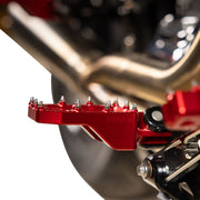 Thrashin Supply Co. Aggressor Foot Pegs for 1972-2025 Harley-Davidson Anodised Red Rear 6061 Billet Aluminium Stainless Steel Pair #TSC-2022-2-D