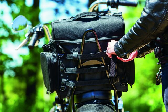 Kuryakyn Momentum Vagabond Bag #5285