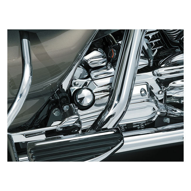 Kuryakyn Oil Filler Spout Cover. Chrome – 1993–2006 DRESSERS; ROAD KINGS; Road…