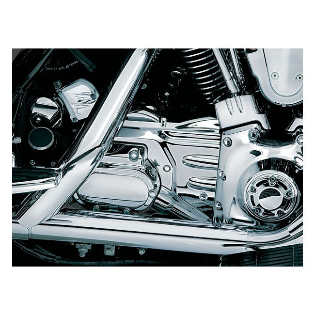 Kuryakyn Oil Line Cover & Transmission Shroud – 2002–2006 FLT/Touring
