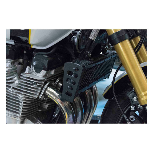 C-Racer Oil Cooler Grill Black – 2002–2006 Yamaha XJR1300