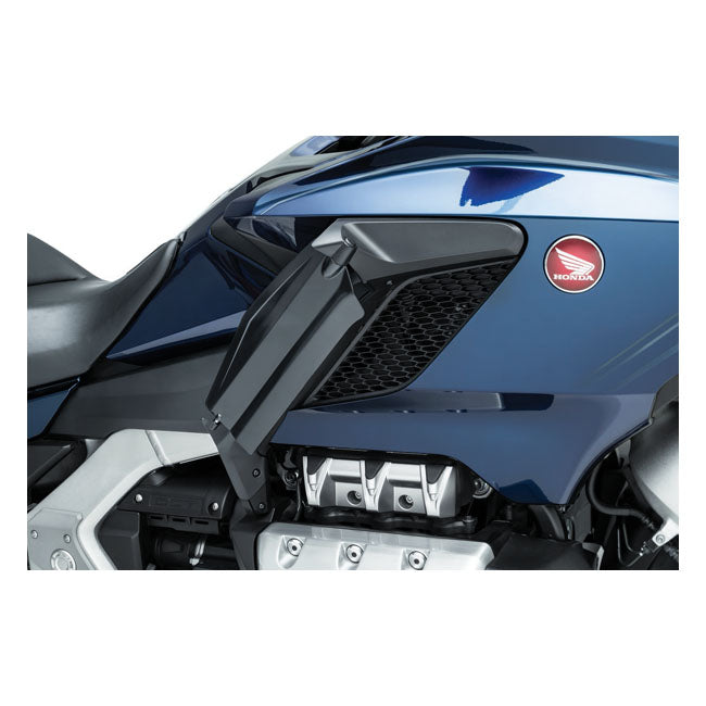 Kuryakyn Air Deflectors. Dark Smoke – Honda: 2018–2020 Gold Wing