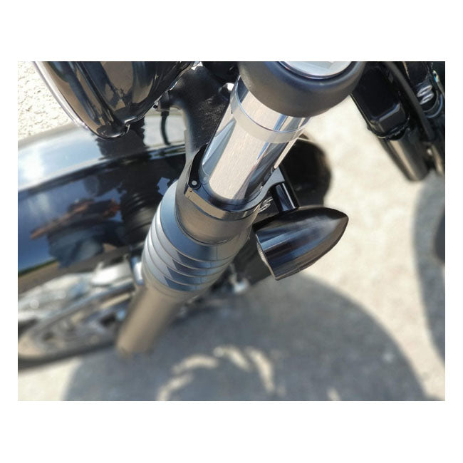 Motone Wrap-around Turn Signal Brackets, 47mm Forks – All Models with 47mm Forks