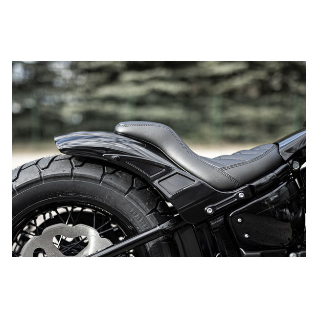 Killer Custom ''Predator'' Seat for ''Bobbstr''/''Rodstr'' Fender – M8 Softail with Rear Fender Kits:…