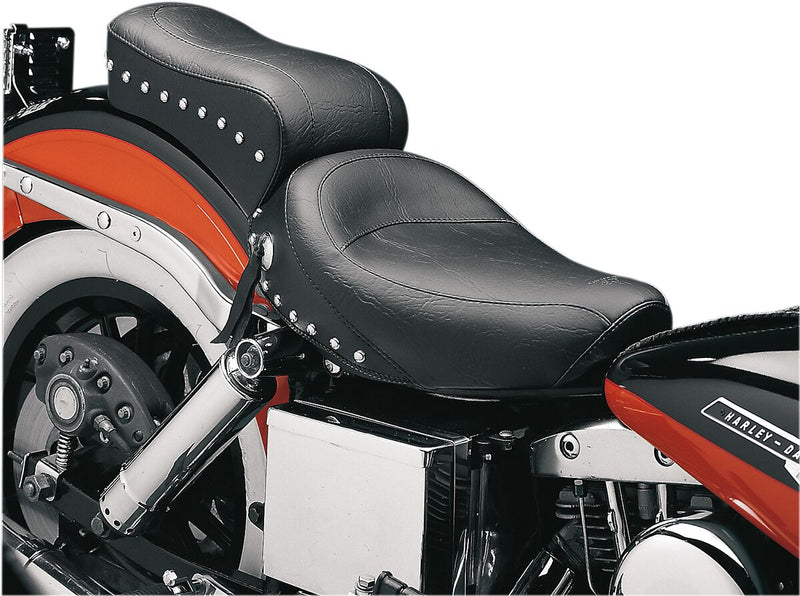 Mustang Studded 2-Up Seat Black - 75302