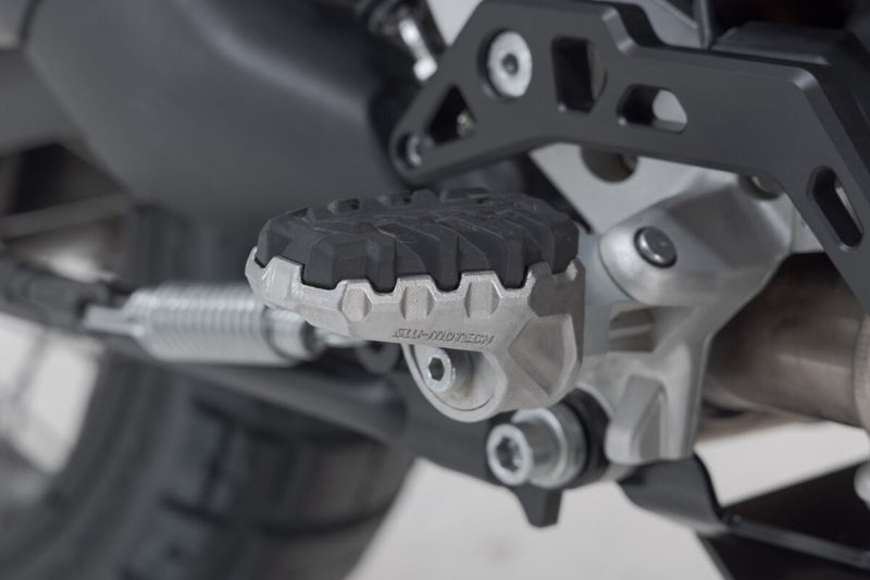 SW-Motech Evolution Footrest - Black, Silver - FRS.22.112.10201