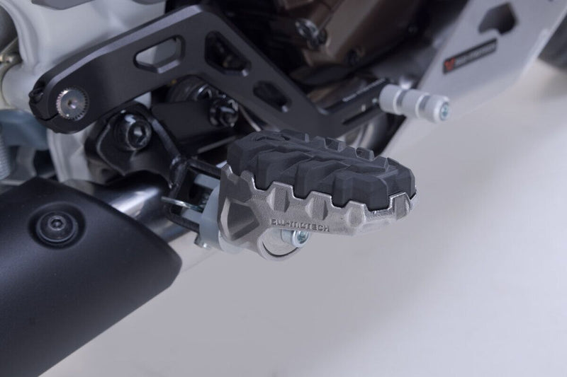 SW-Motech EVO Footrest kit - Evolution
