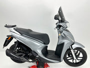 WRS Windscreen - Dark Smoke, Scooter - KY002FS