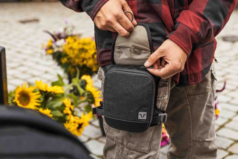 SW-Motech Legend Gear Leg Bag LA13 - Black
