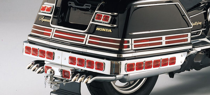 Parts Unlimited Saddlebag Lens Grille Set - Chrome