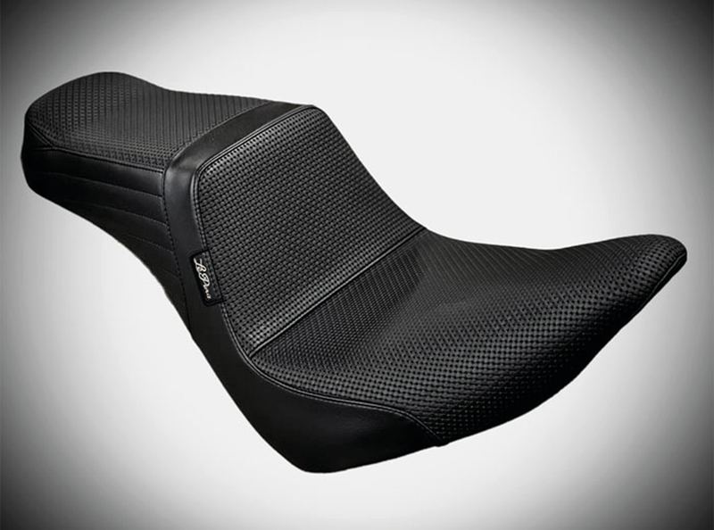 TailWhip Black BW FXLR18-Up