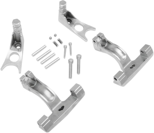 Drag Specialties Passenger Floorboard Mount Kit Chrome Softail 00-17 - Part #16210512 - Hogparts UK